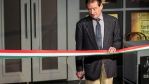 Gálaműsorral indult az évad a Karinthy Színházban